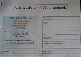 OBLIGATION DE TENIR UN CARNET DE VOL À JOUR.